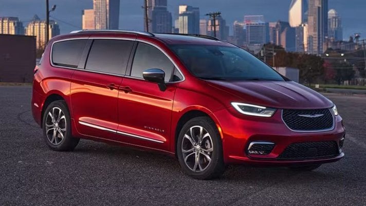 2027 Chrysler Pacifica Refresh Spotted