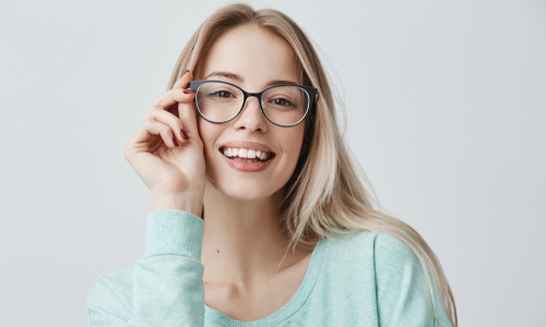 Girl wearing eyeglasses 
