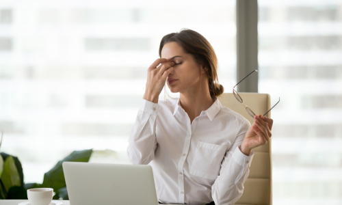 Woman with tired eyes 