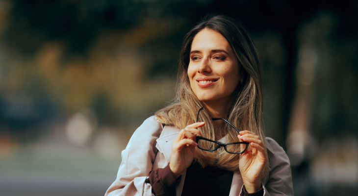 Woman no longer needs glasses after LASIK.