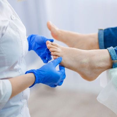 Shoe Lacing Techniques to Reduce Friction Blisters: Albuquerque Associated  Podiatrists: Board Certified Foot and Ankle Surgeons
