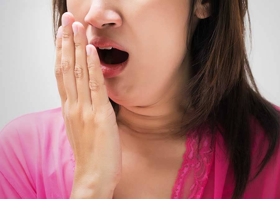 5 causas que provocan el mal aliento - Clinica Dental Urumea
