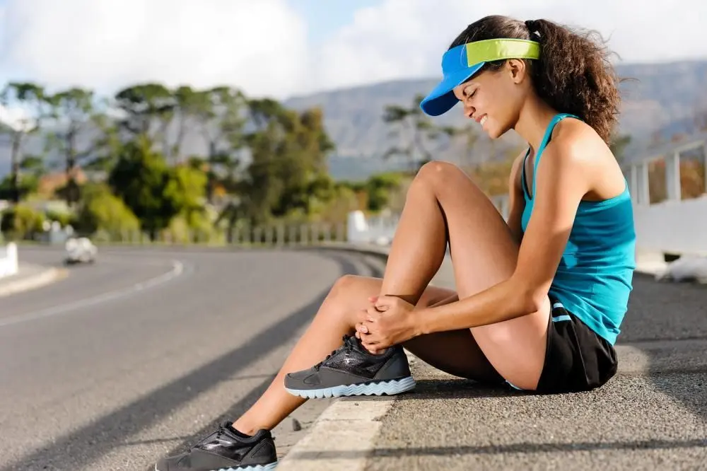 Woman with ankle pain in Tracy, CA