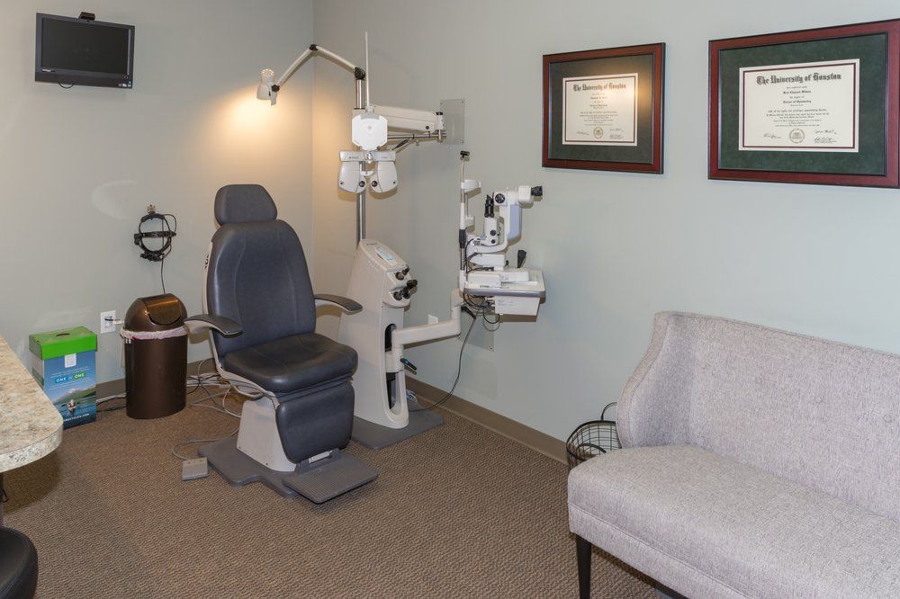 Optometrist in Coppell Wilken Family Eye Care