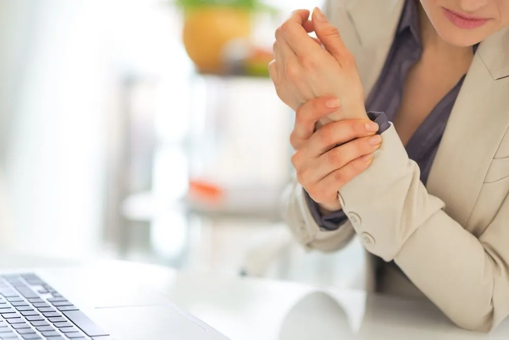 Carpal Tunnel: Symptoms & Treatments - Neurology Office Joseph