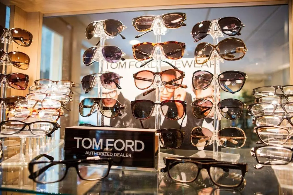 tom ford frames display
