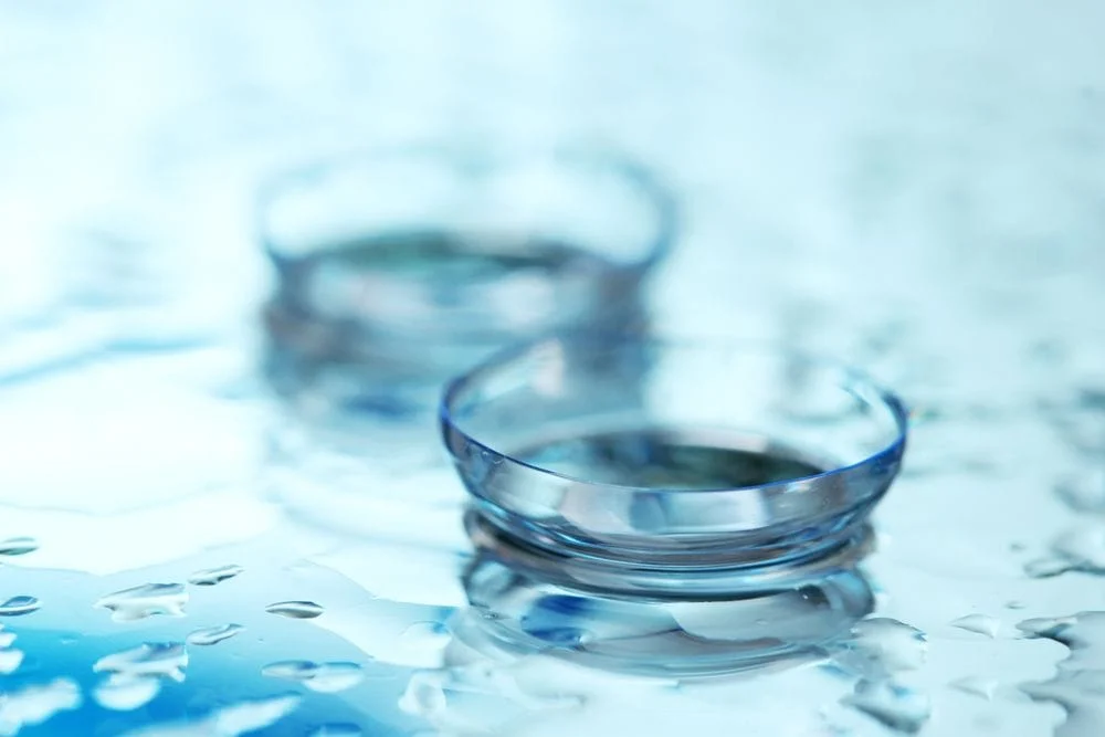 Experience What Custom Contact Lenses Can Do for Your Vision with Our Phoenix AZ Ophthalmologist and Optometrist Team