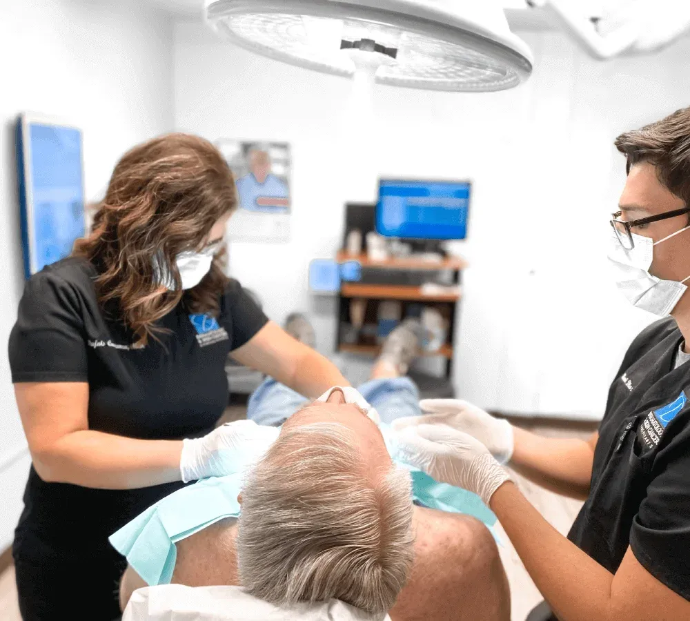 Dr. Carranza performing a Mohs procedure