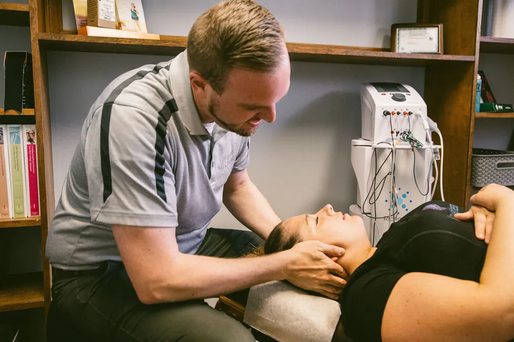 Chiropractic care at Curry Chiropractic