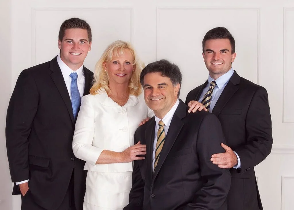 Dentist North Canton - Dr. Julie Thomas and family