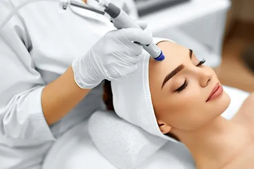 Hydra Facial