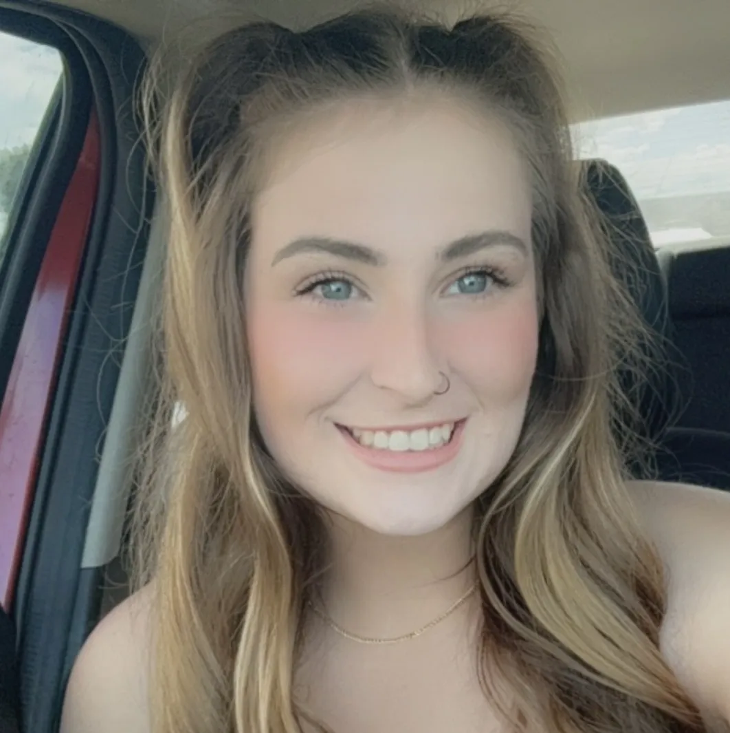 Cassidy Smiling In Car Without Boys