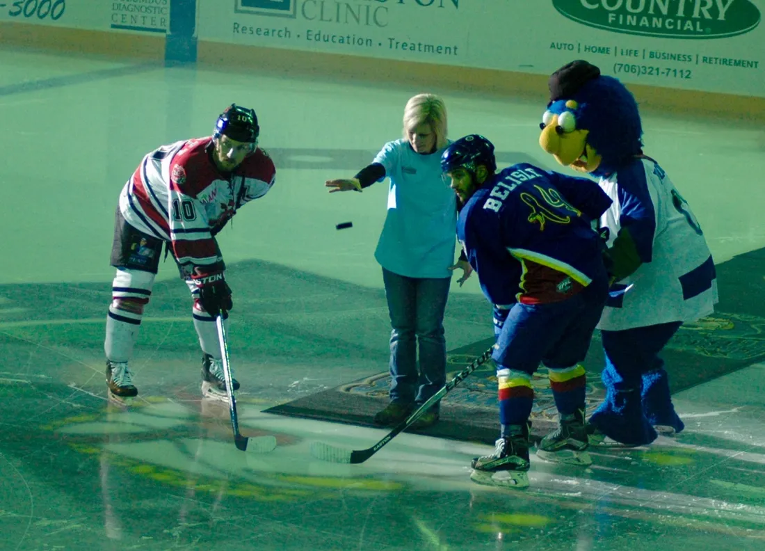 Dr. Wylie at the Columbus Cottonmouths Hockey 