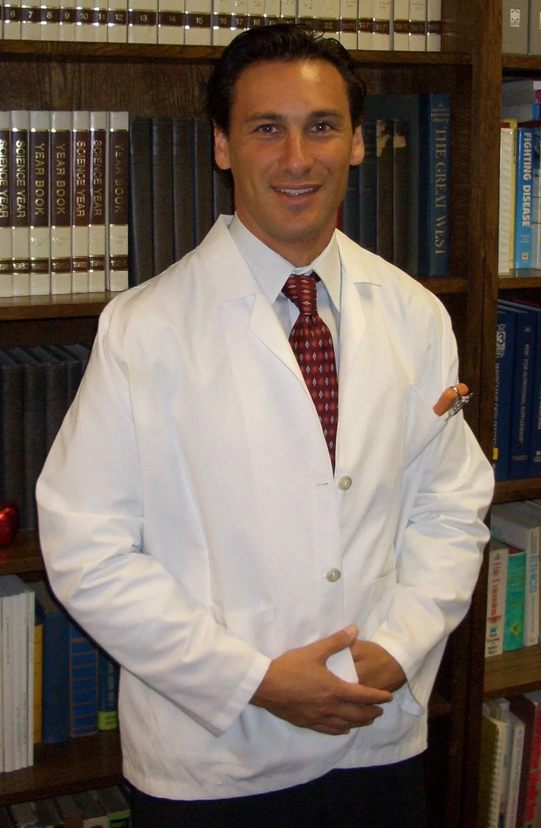 Dr. Eric Nepomnaschy
