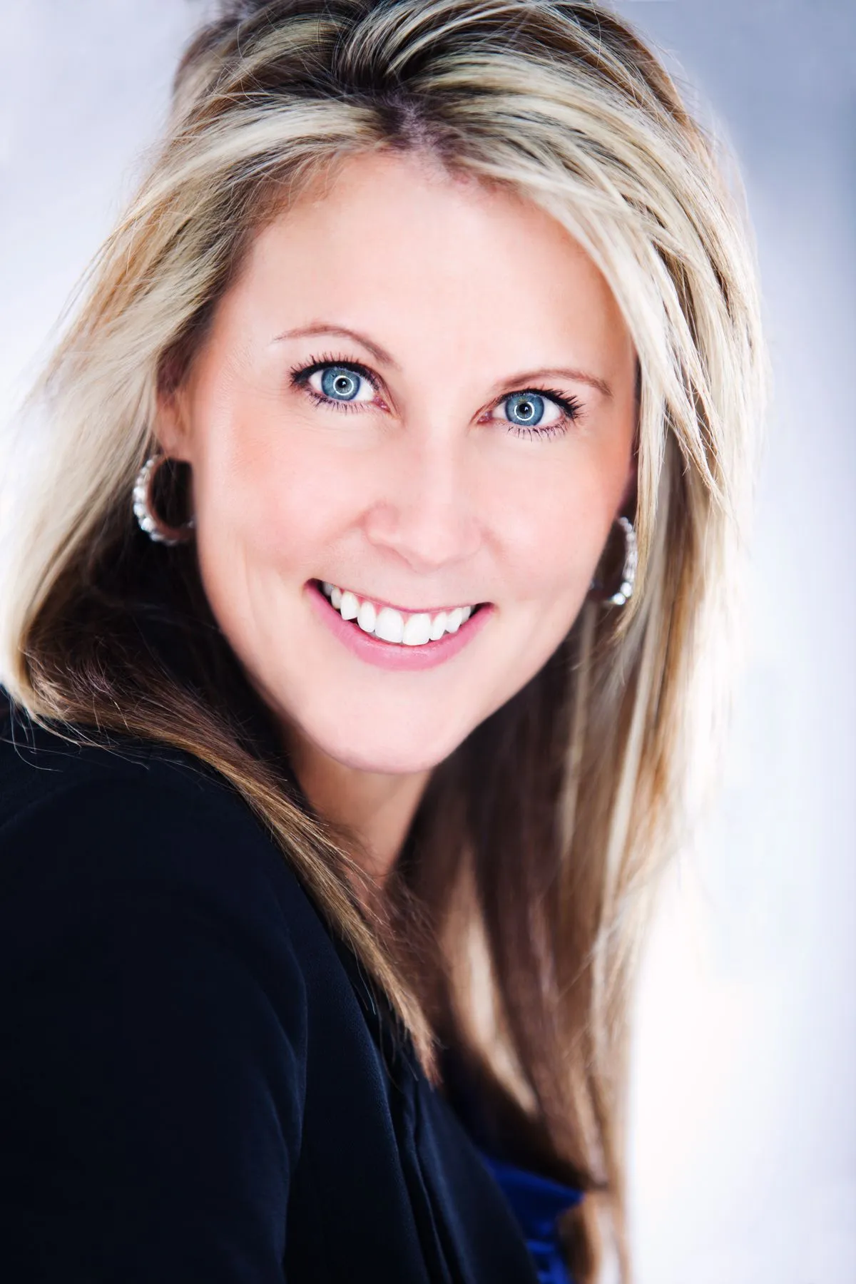 DR. TRICIA SCHWARTZ-SMITH