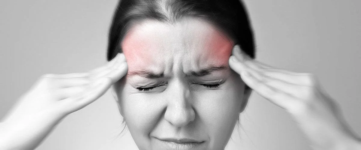 woman with migraines 