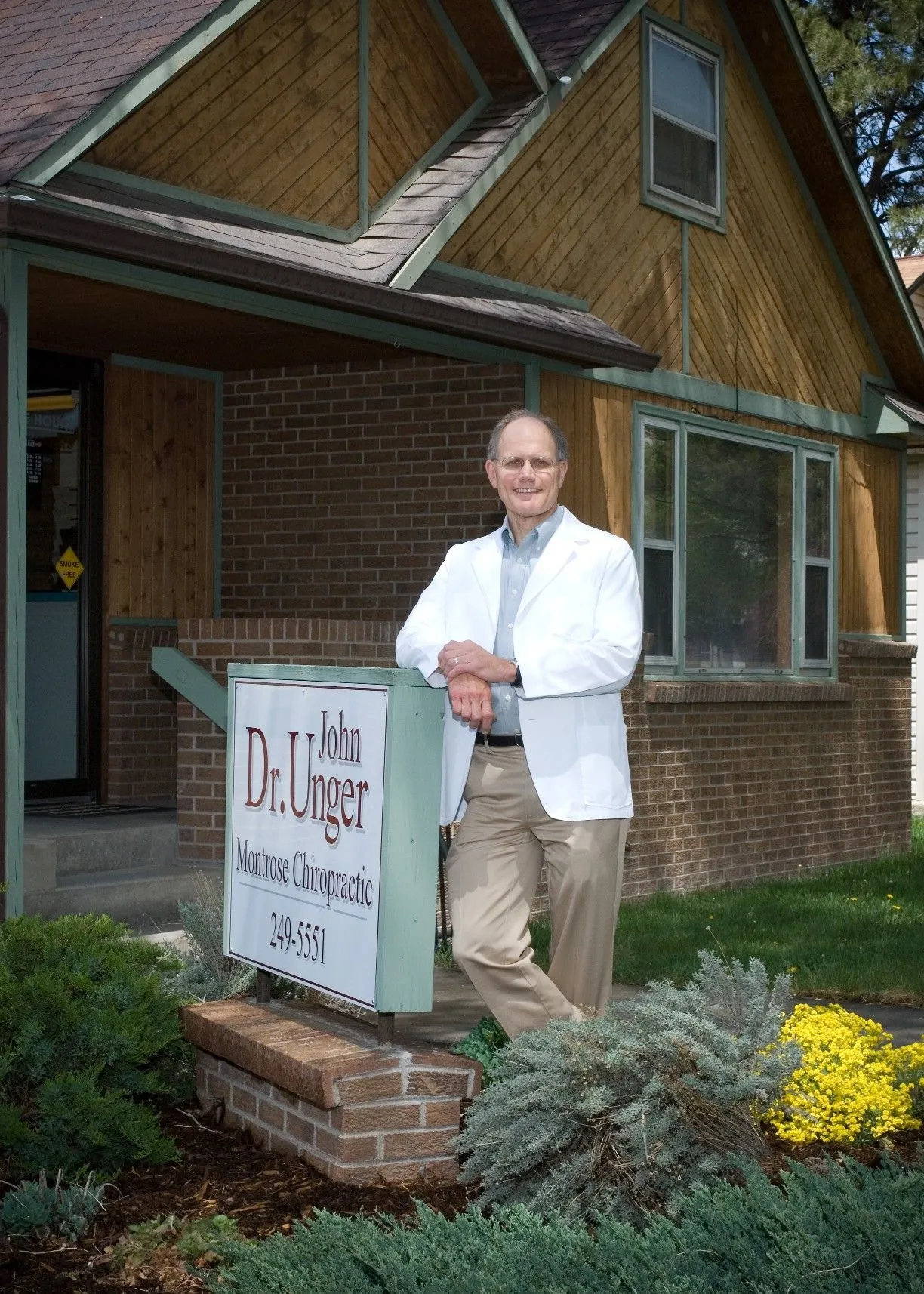  Dr. Unger Sign MCC