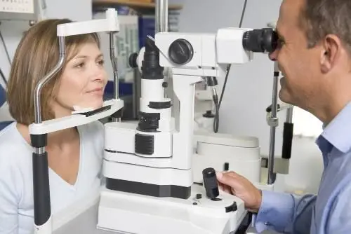 Woman getting her eyes examined in Columbia.