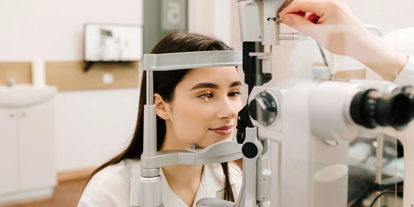 Suburban Associates in Ophthalmology | Ophthalmologist in Arlington  Heights, Hoffman Estates and Elk Grove, IL, image size:1357x679