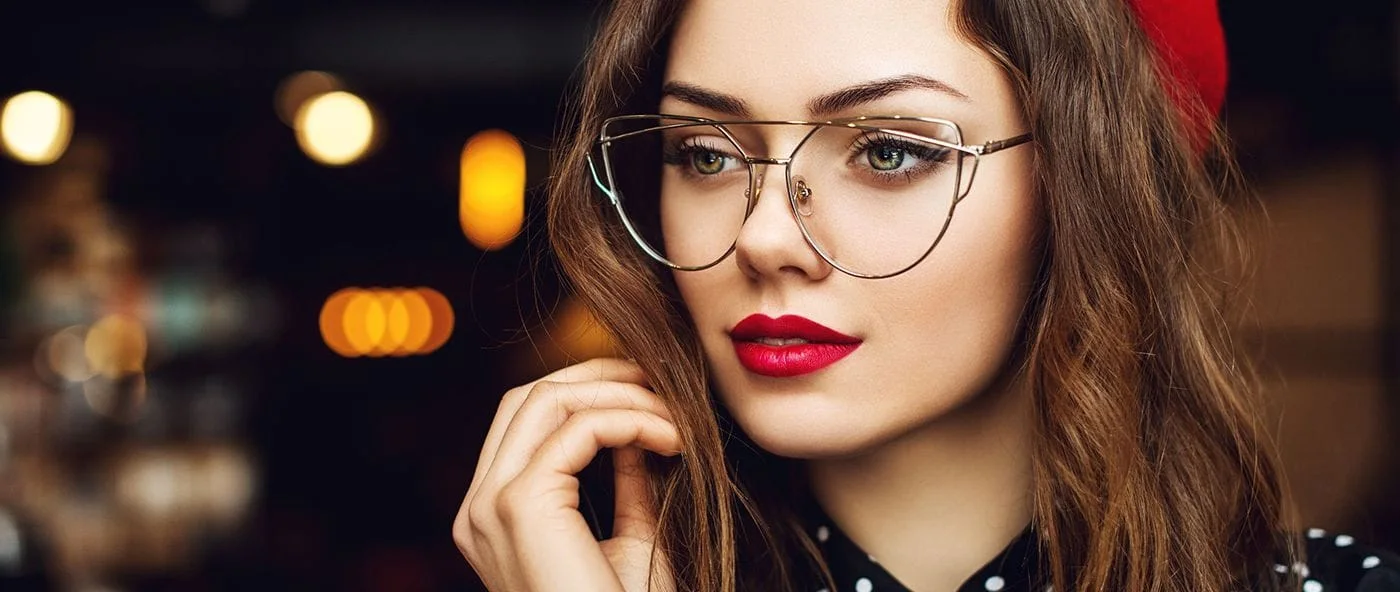 woman with eyeglasses