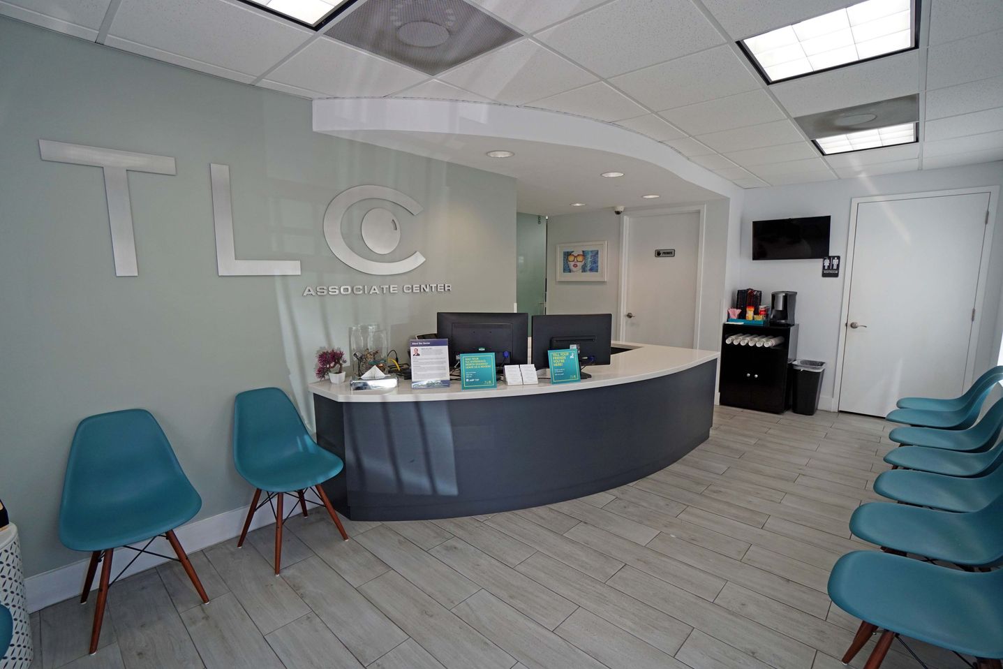 Photo Gallery Ophthalmologist, Optometrist, and LASIK providor in Coral