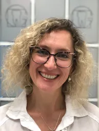 Dr Nadia 