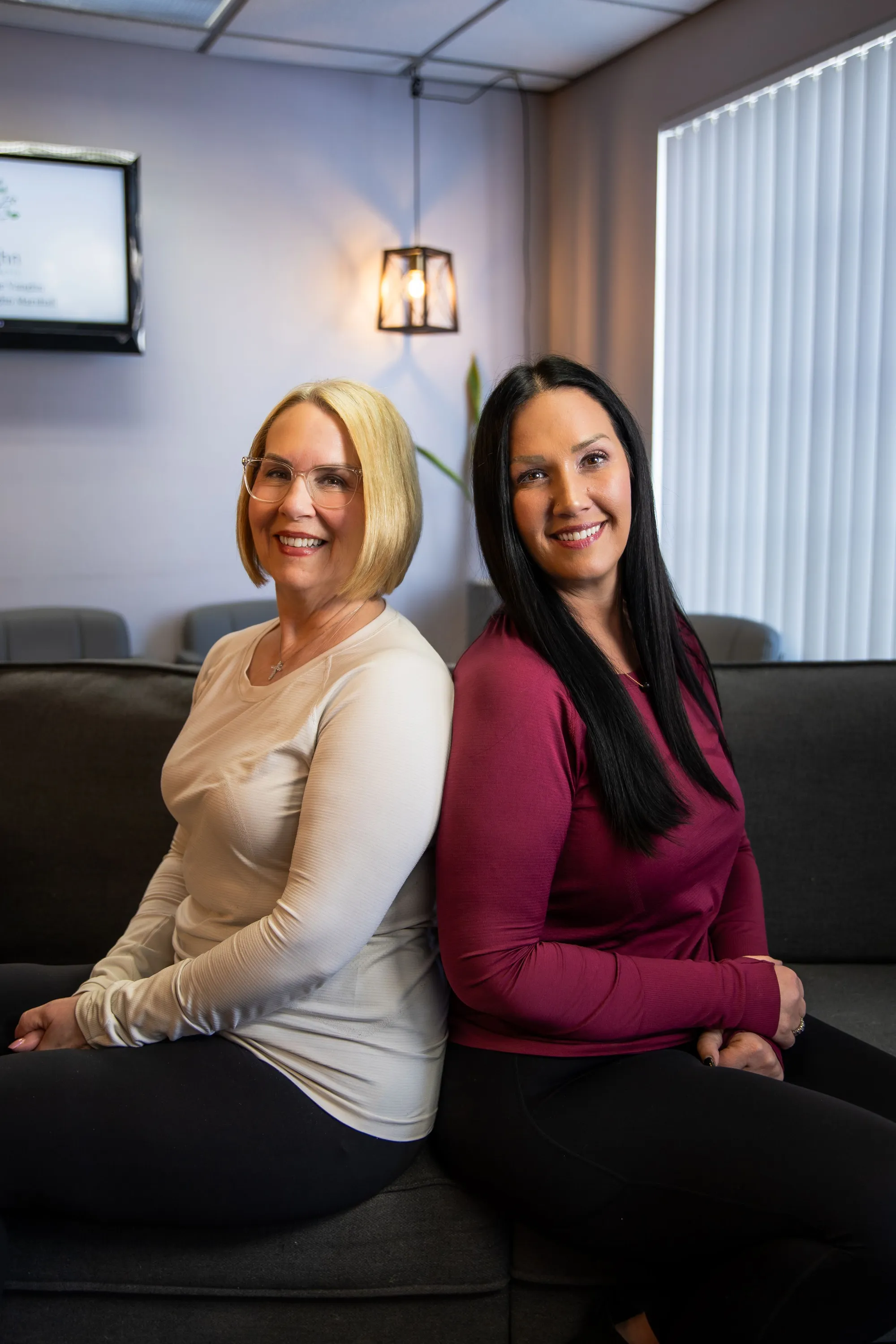 Dr. Ronda Marshall & Dr. Jacqueline Vaughn sitting next to each other
