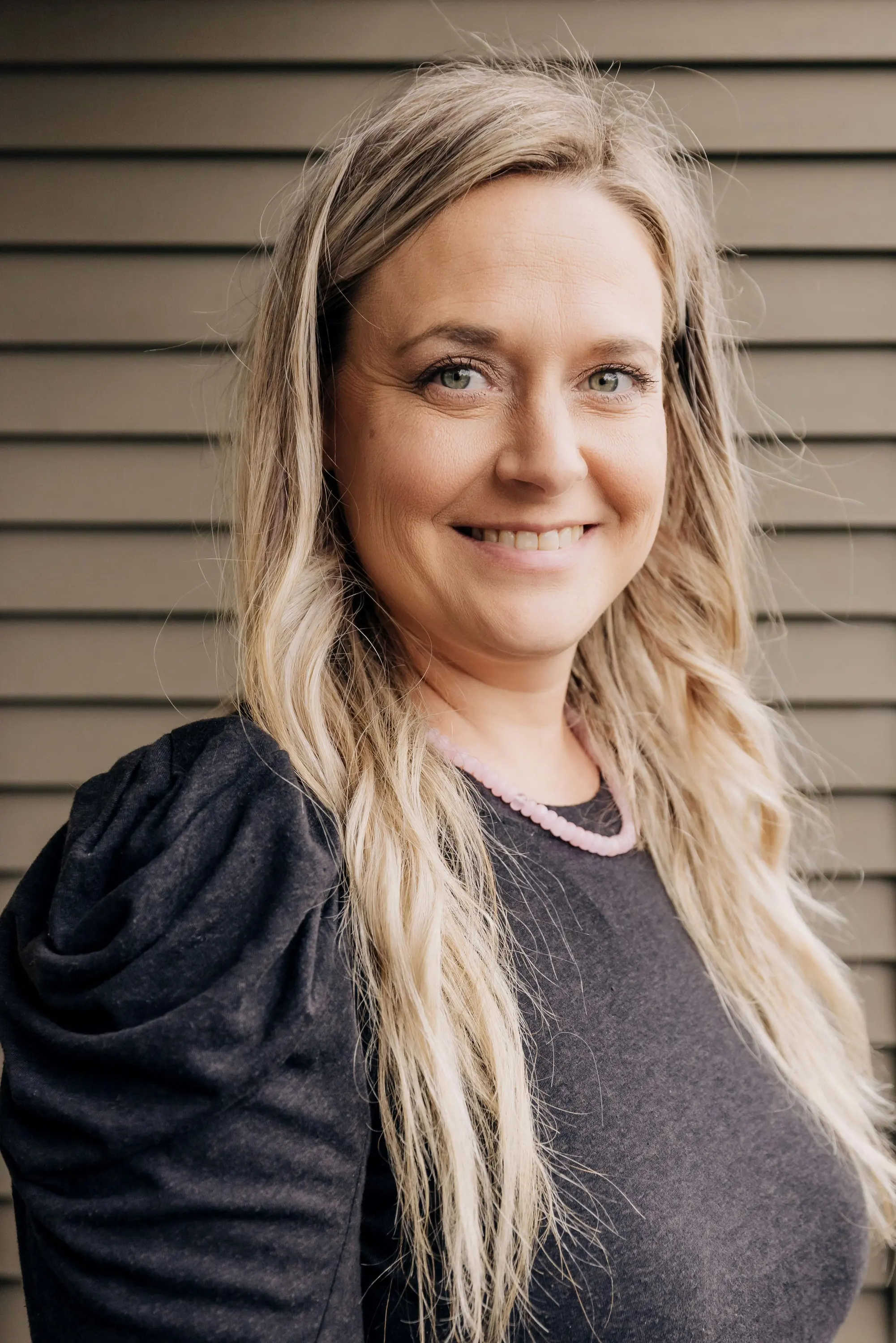 Becca Dallain, Admin