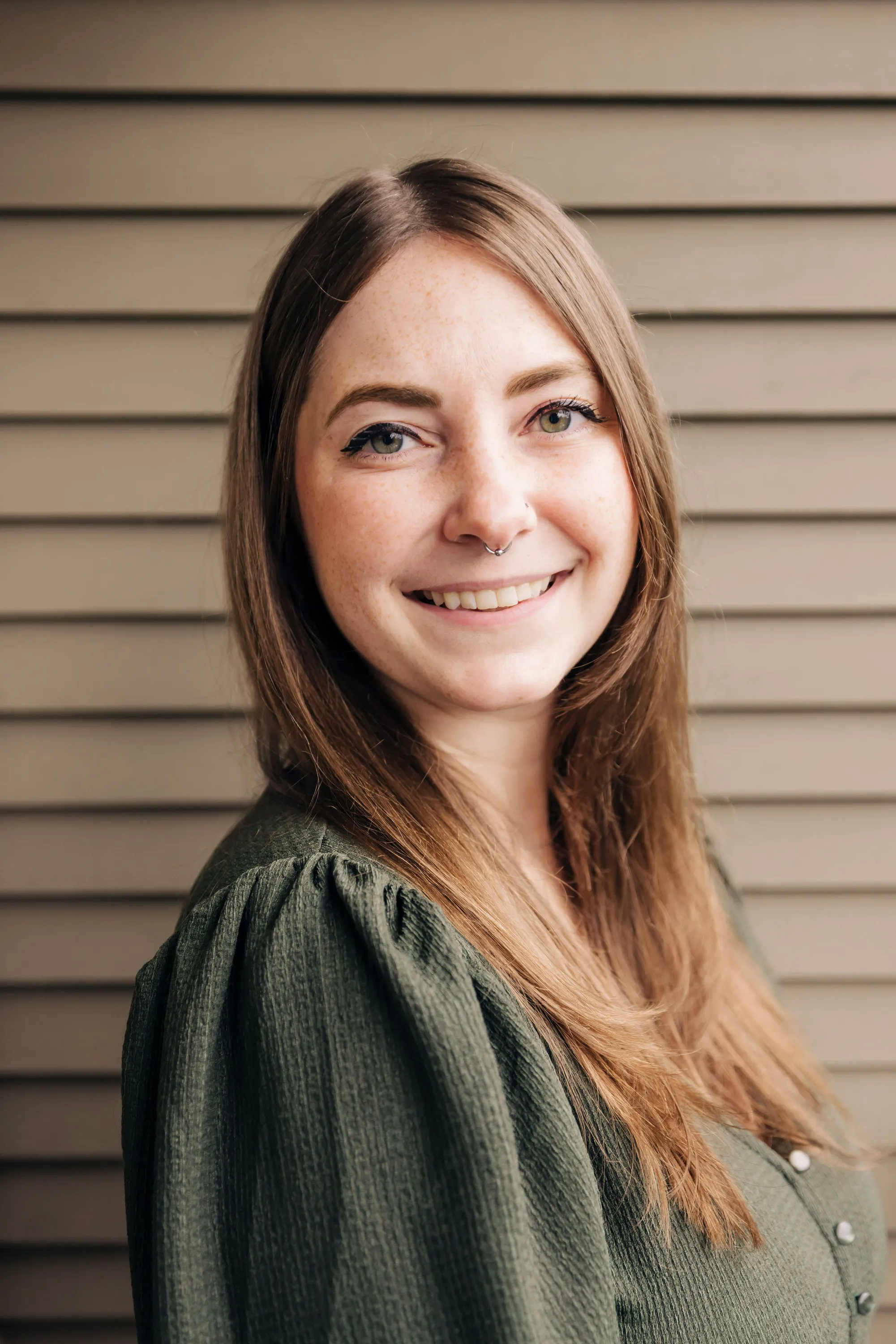 Lynda Lorcar, MA, LMFTA