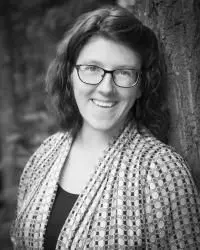 Jennifer - Contact Lens Assistant