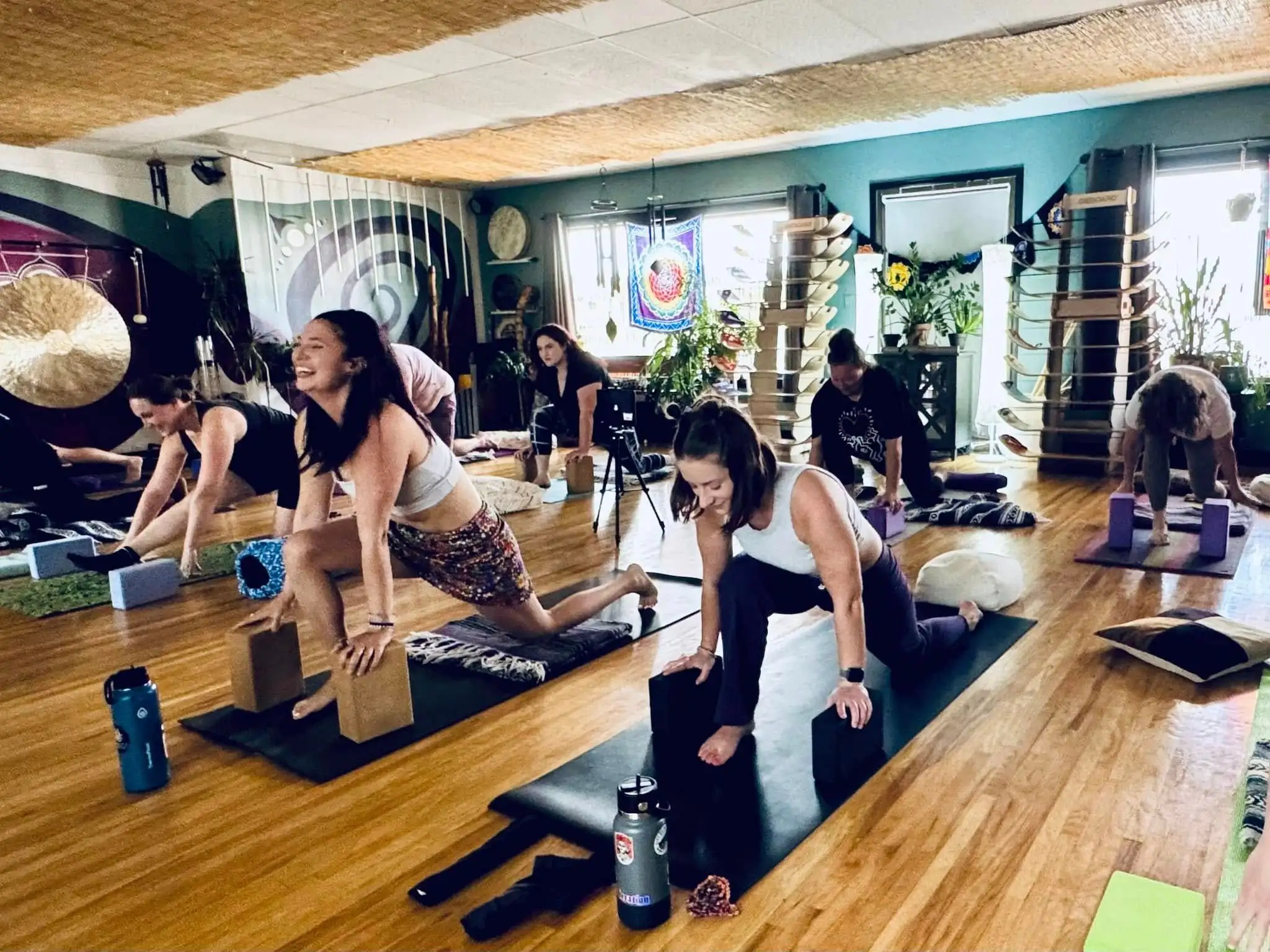 Yoga In Our City | Public Studio Classes, image size:2048x1536