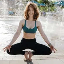 Lauren yoga
