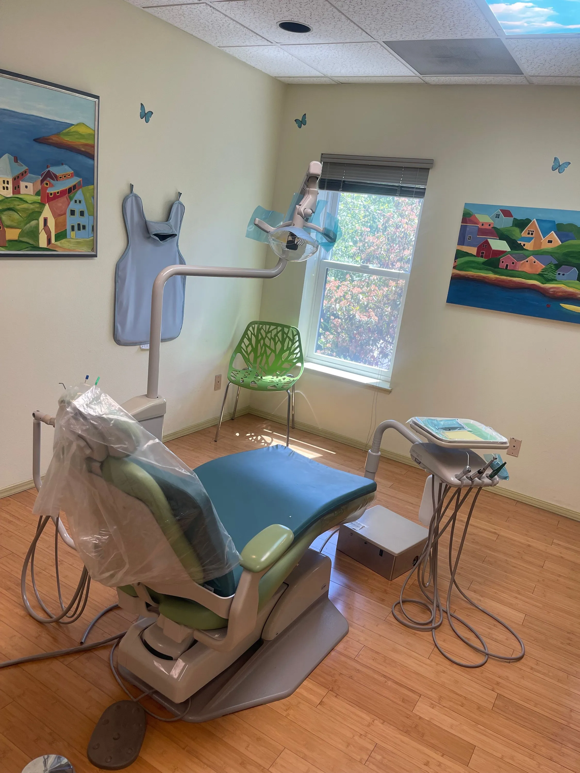 Dental treatment room at Lamorinda Dental in Lafayette, CA
