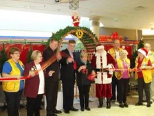 Gloucester Northe Lions ribbon cutting at Magical Village