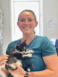 Alyssa- Veterinary Assistant