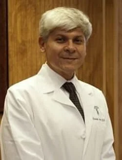 Dr. Ricardo Gaitan