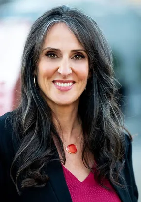 phyllis fortunato lcp therapist head shot