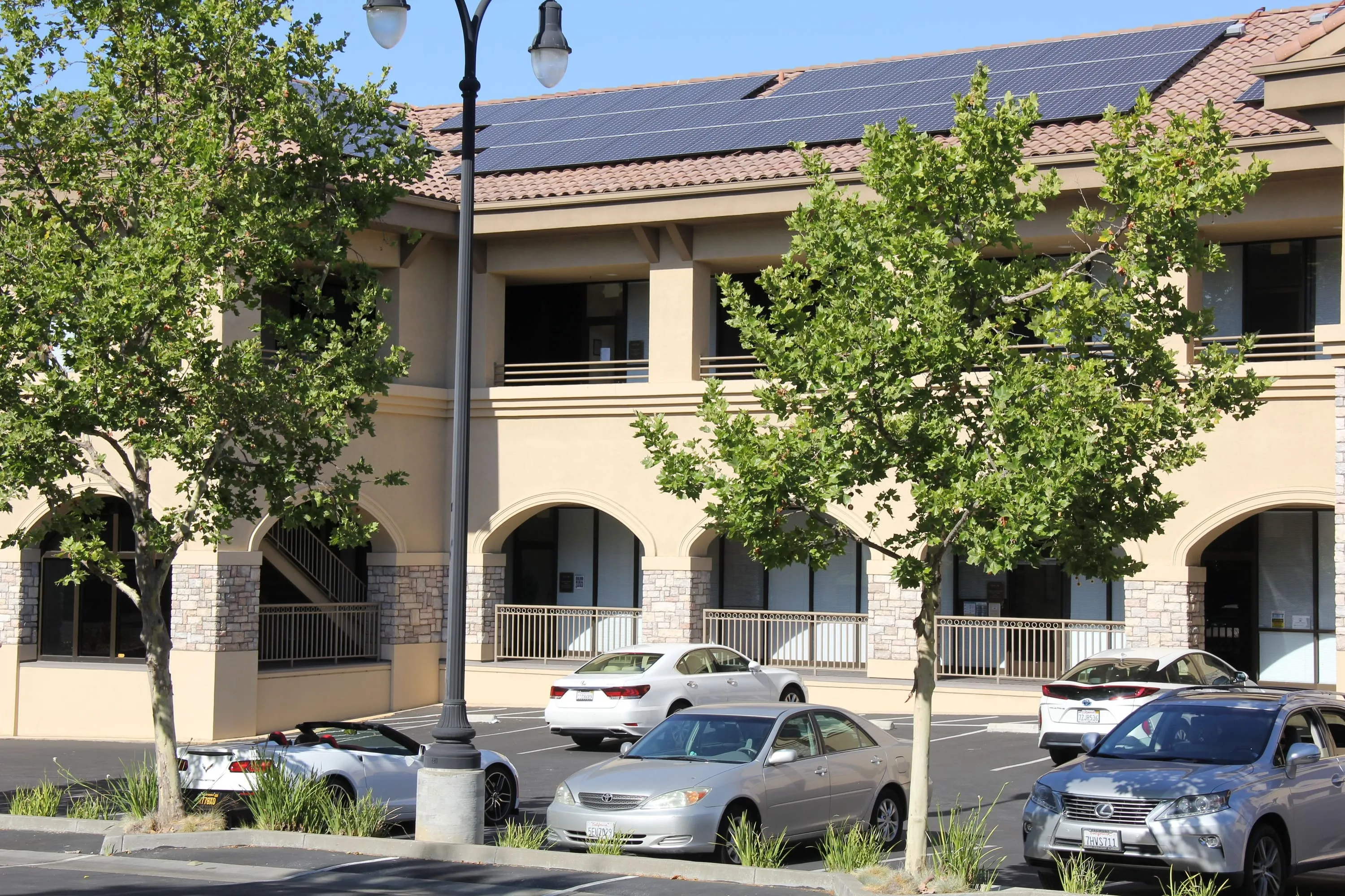 Cupertino CA Dentist Office building