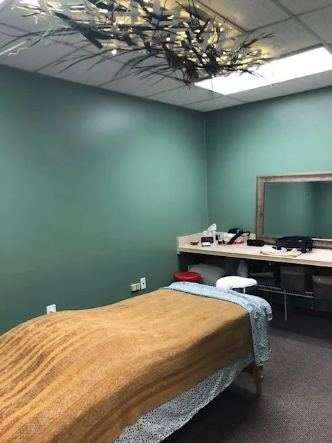 close up chiro table