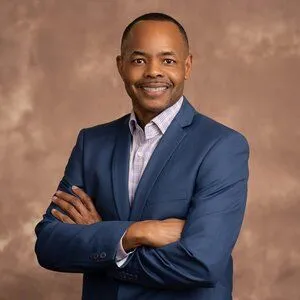 Dr. Darryl Warner