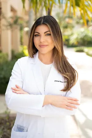 Savannah Ray, PA-C, Photo