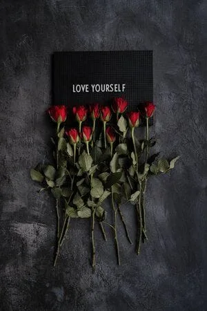 LOVE YOURSELF ROSES PIC