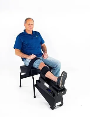 Knee traction chair