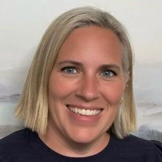 Jenni Richmond, MFTI