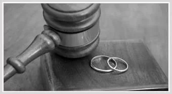 Divorce Lawyer / Attorney