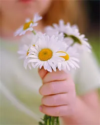 kids_holding_flowers.jpg