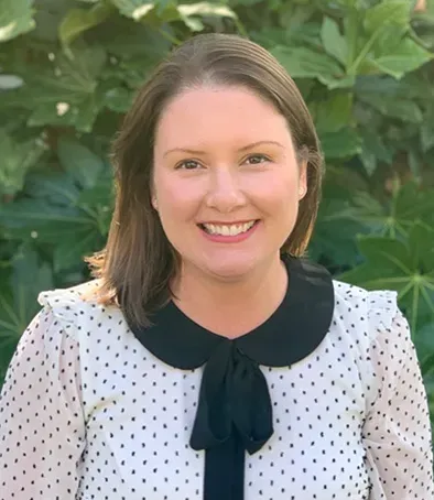 Dr. Elisabeth Lawson