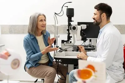 Low-Vision-Care-in-St-Petersburg-FL