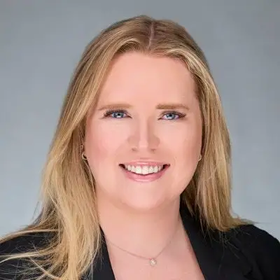  Courtney Cosgrove, FNP-C