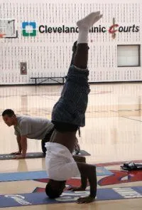 lebron_james_yoga_2.jpg